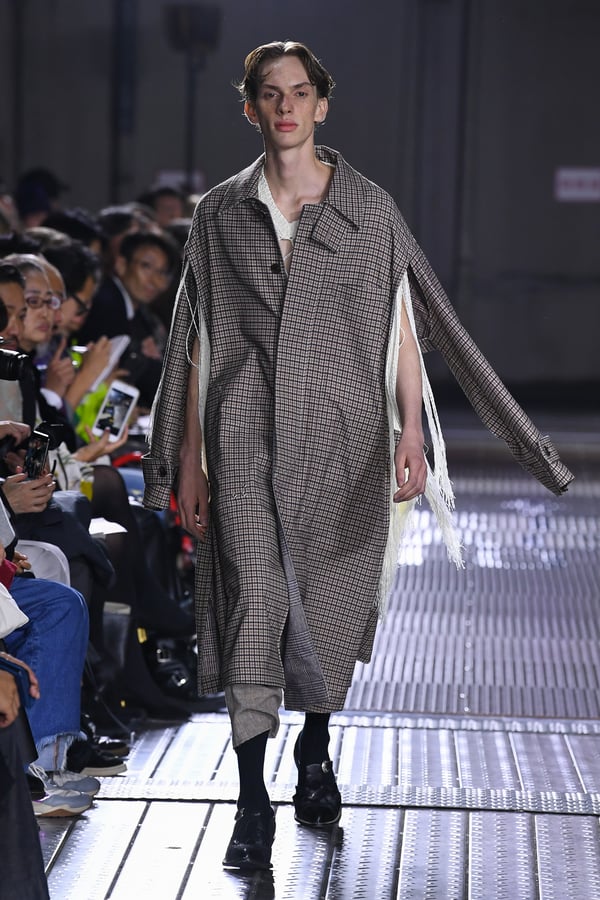 【DADA j.w FOLD】ダダフォード  フーディー(新品) CHRISTIAN DADA - 【DADA j.w FOLD】ダダフォード コーチジャケット